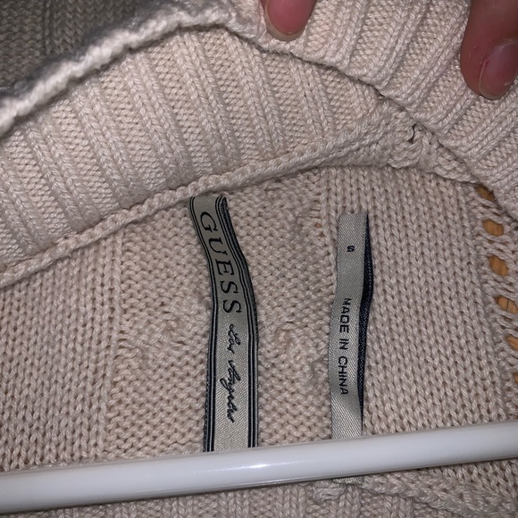 Beige long sleeve guess top - Picture 5 of 7